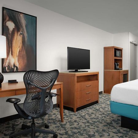 Hilton Garden Inn Fort Worth Medical Center Exterior photo